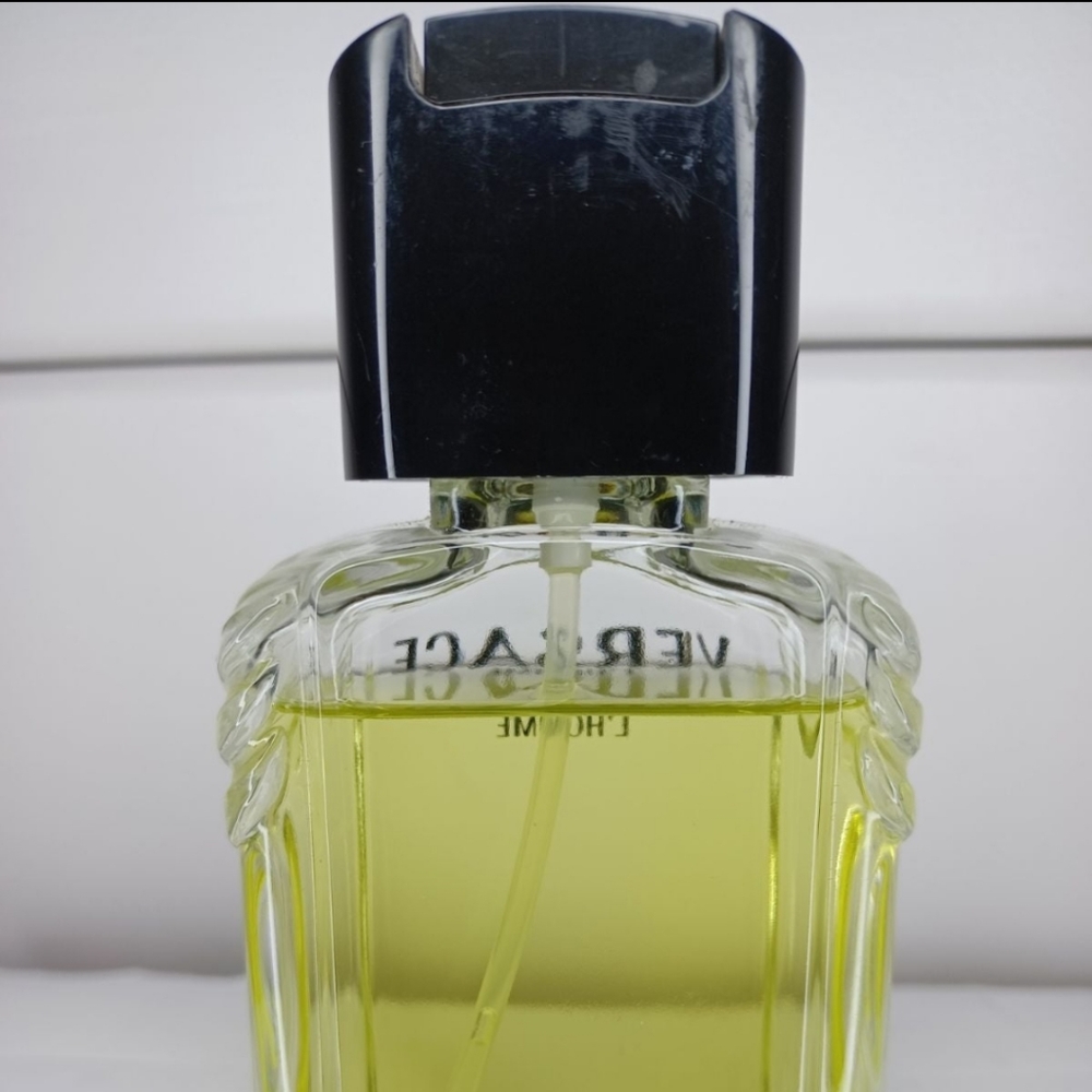 Versace L'homme Colog ne 3.4 oz Eau De Toil ette S pray for Men - Picture 4 of 11